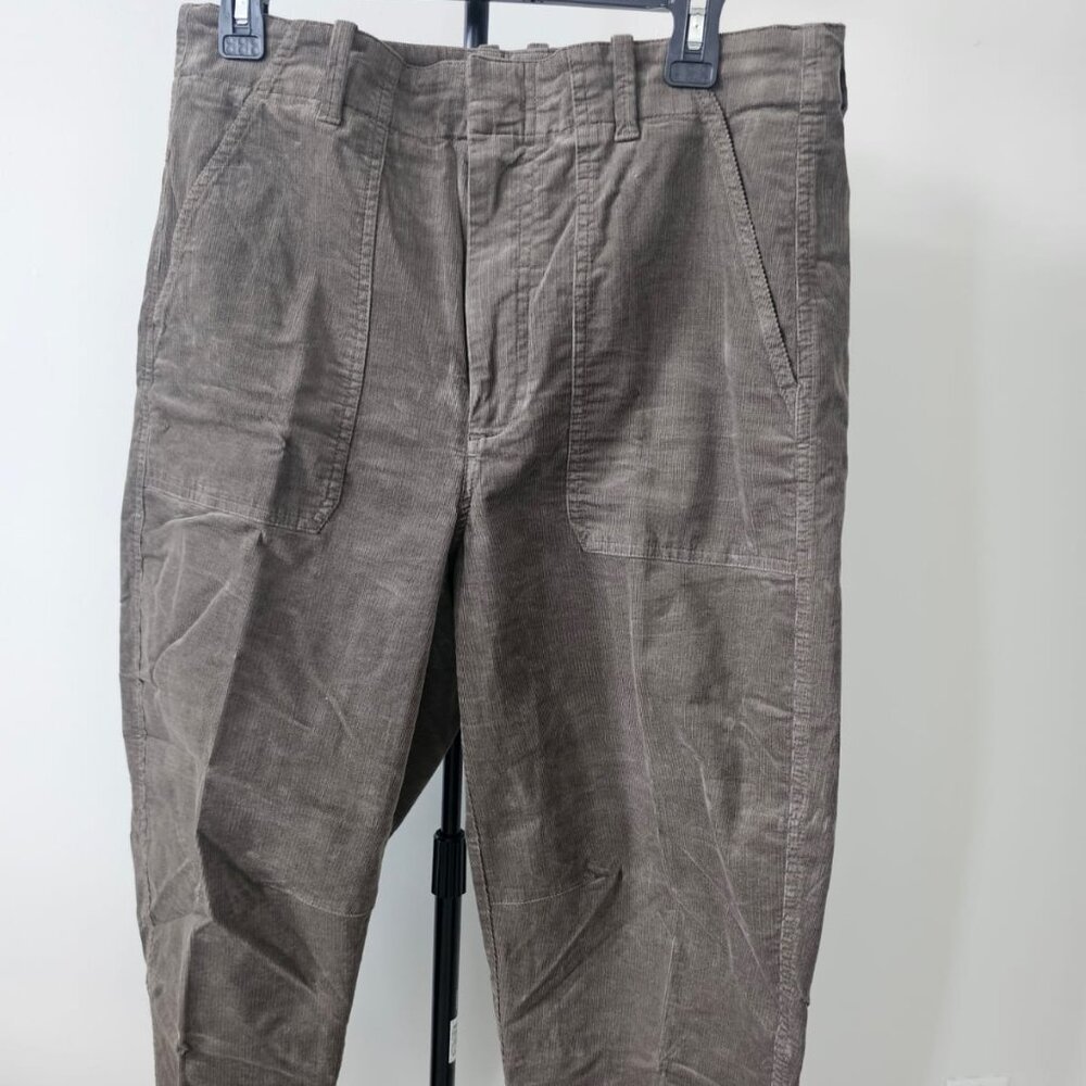 Banana Republic. Pants Size 12. Color green